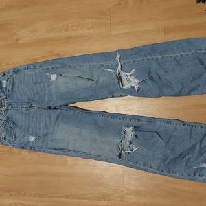 High waisted Fashion Nove ripped jeans